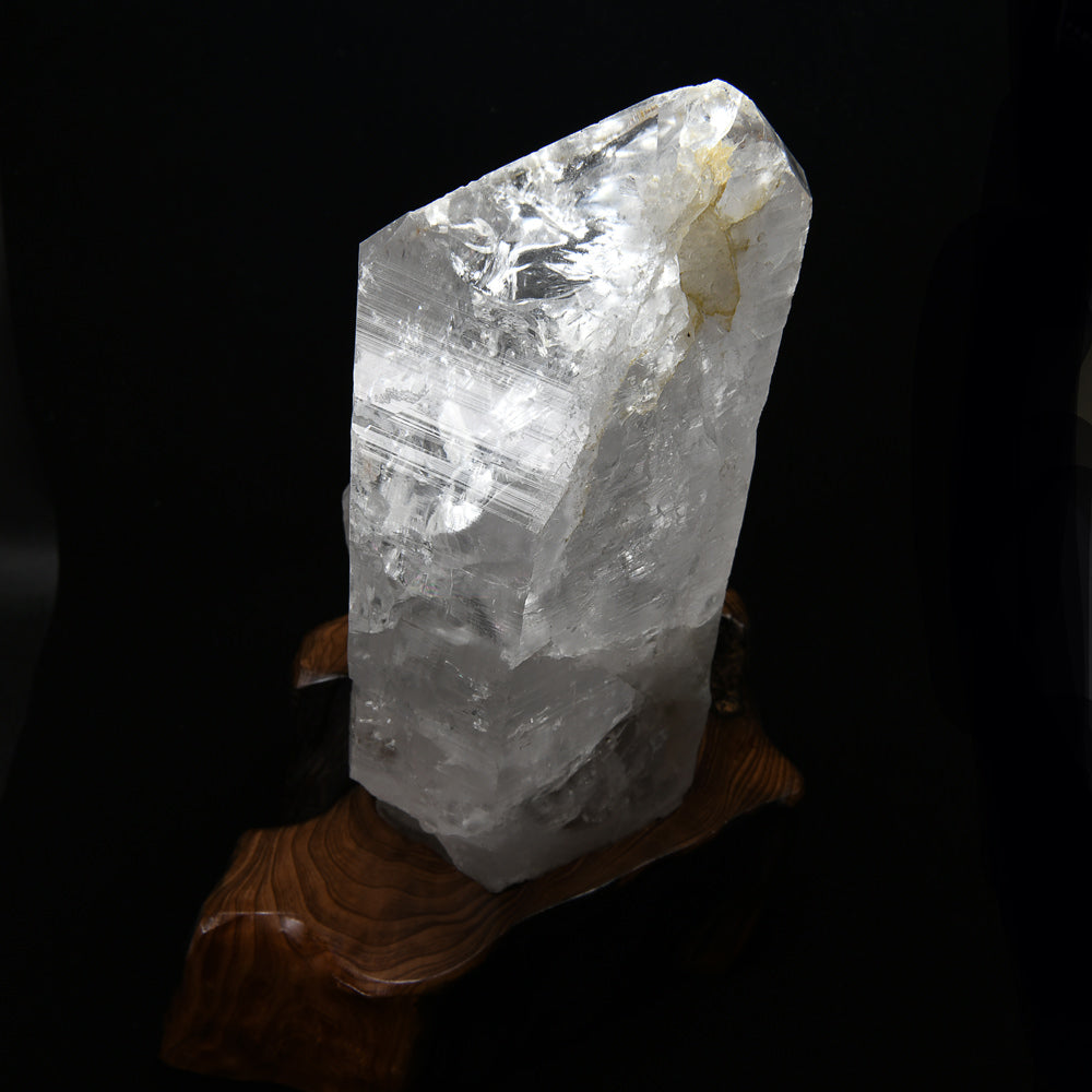 パールヴァティ渓谷産ヒマラヤ水晶 ポイント 250x105x95mm 屋久杉台座付き #GA130