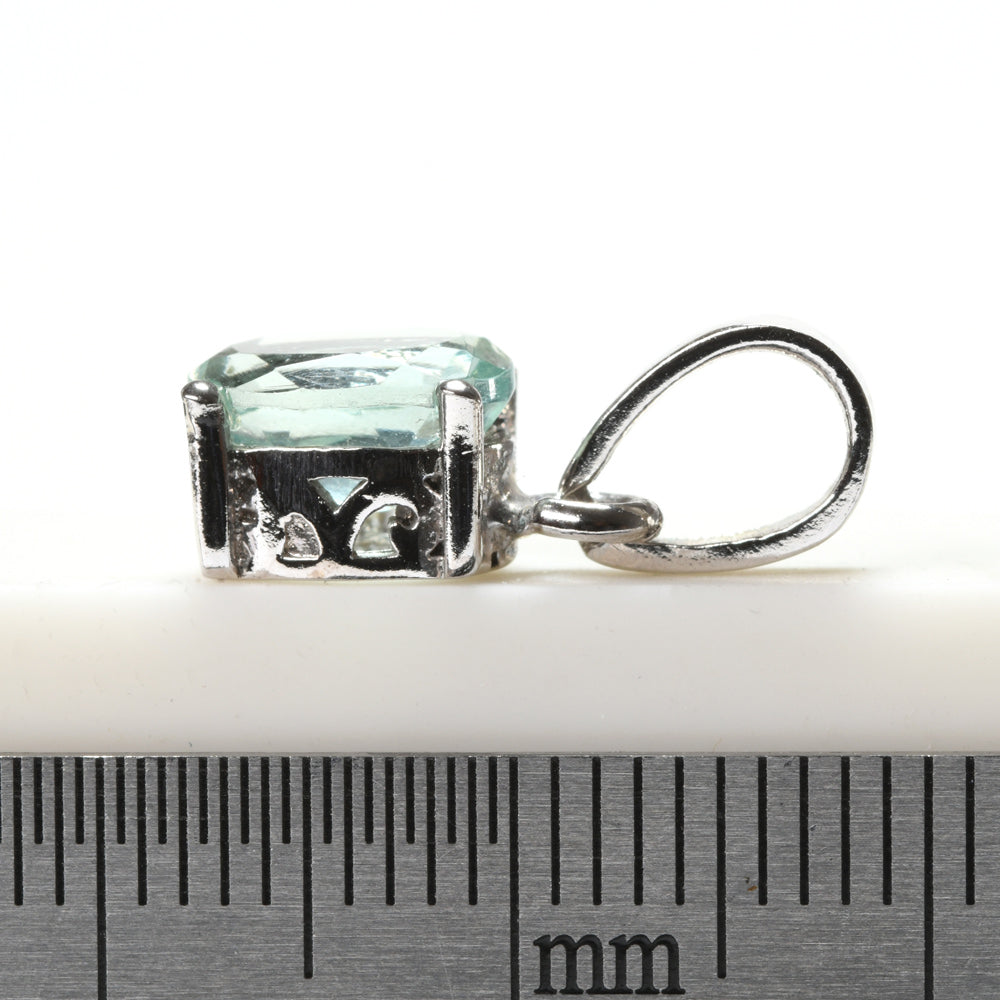 グリーンフローライト ペンダントトップ 8x6x6mm #PK024