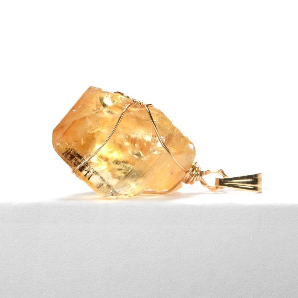 シトリン原石 ペンダントトップ 16.2x13.8x10.5mm #QH116
