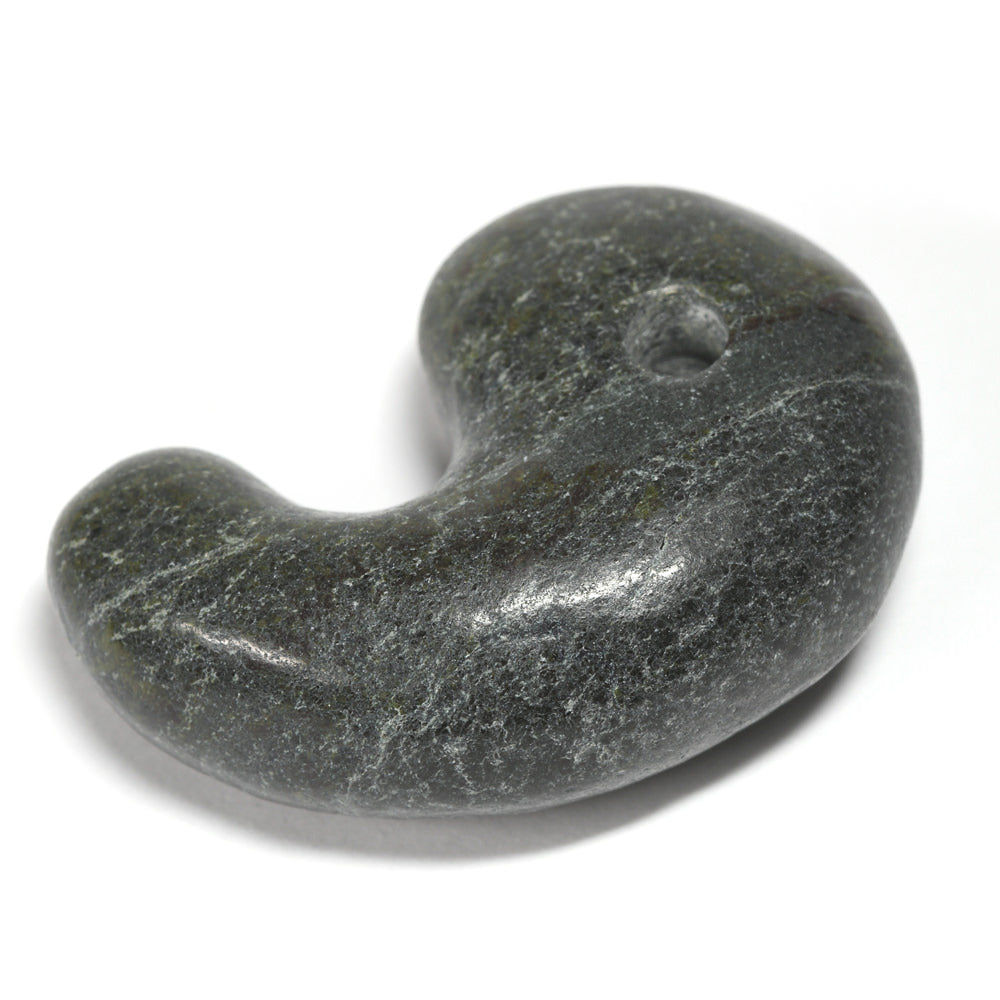 群馬県産ぶどう石 勾玉 33.7mm #QK108