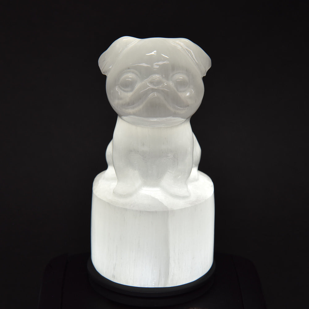 セレナイト「パグ犬」彫刻置物 89.3x48.4mm #QM232