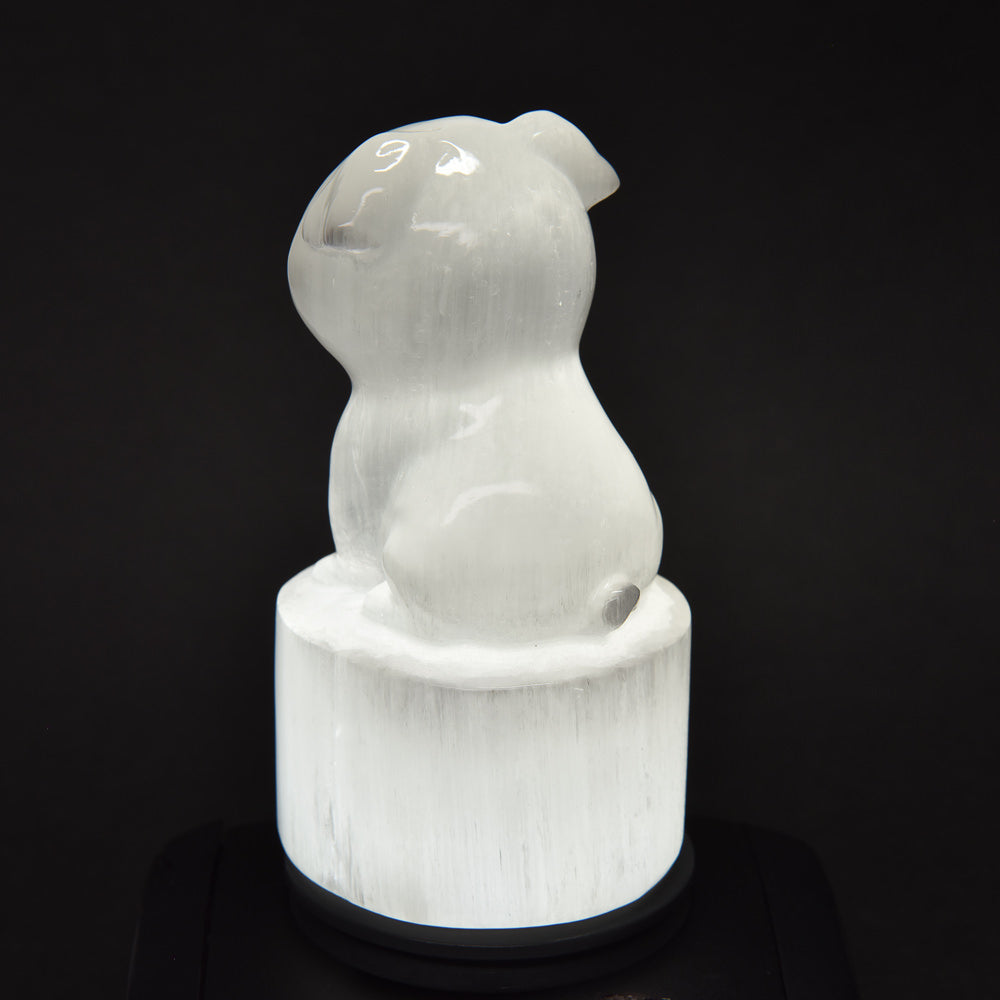 セレナイト「パグ犬」彫刻置物 89.3x48.4mm #QM232