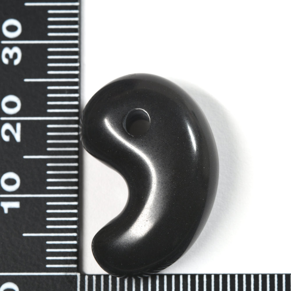 三重県産 那智黒石 勾玉 25x17x9mm #RC046