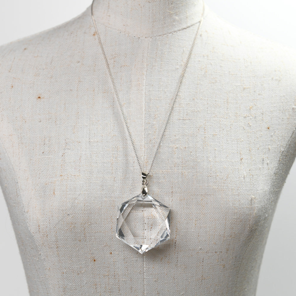 天然水晶 ペンダントトップ 30x26x11mm #RC245
