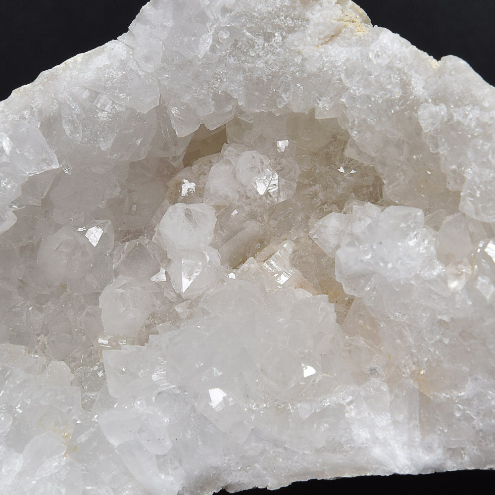 水晶ジオード 原石 105.1x90.7x65.2mm #RH044