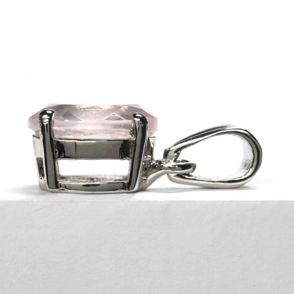 ローズクォーツ オーバル・カット SV925 ペンダントトップ 10.2x7.9mm #RL090