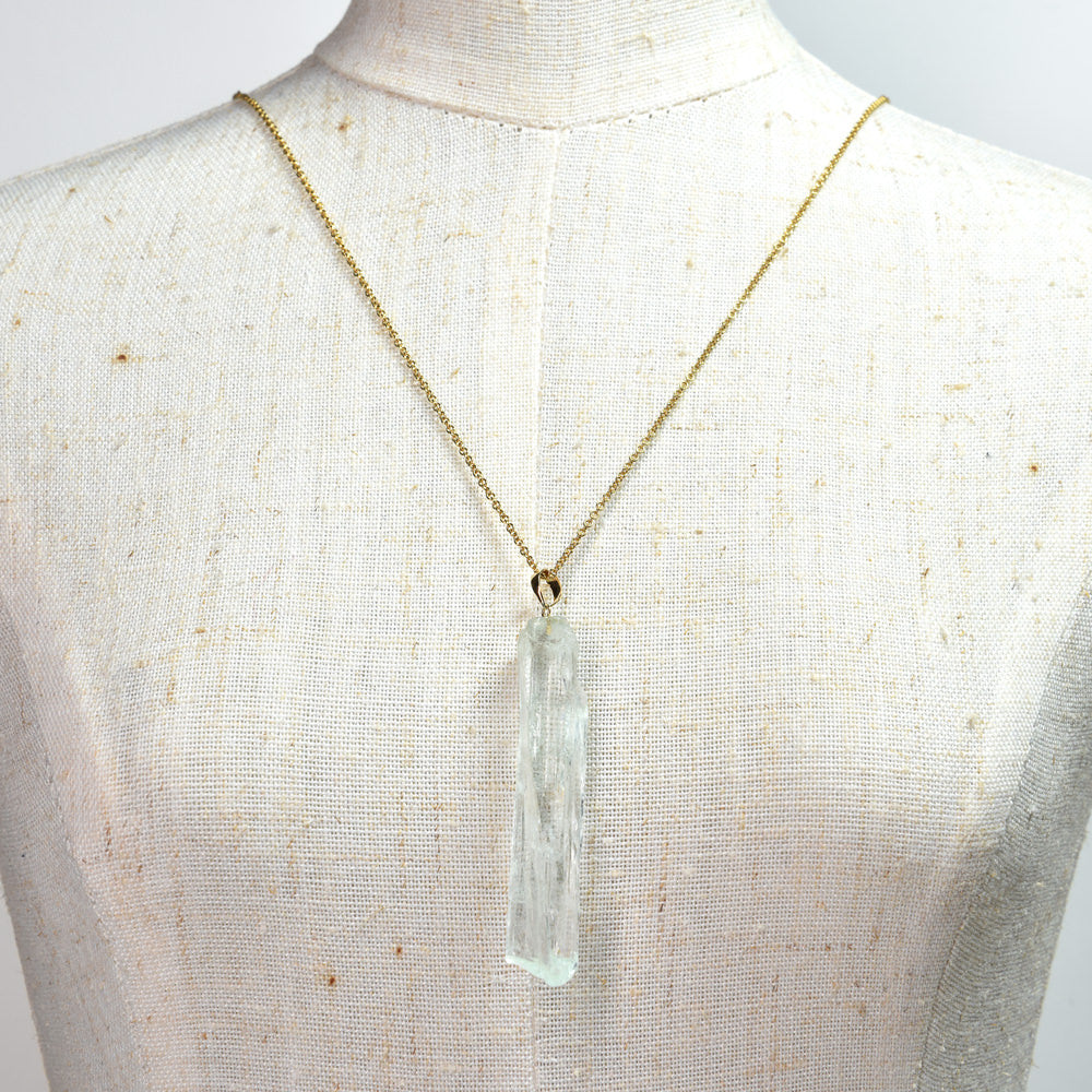 アクアマリン 原石 ペンダントトップ 50x10x8.8mm #SH046