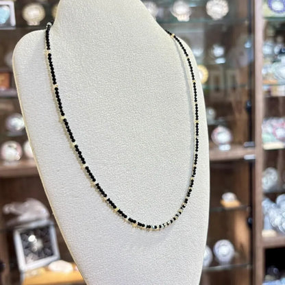 天然石ネックレス（オパール、ブラックスピネル） #RK075