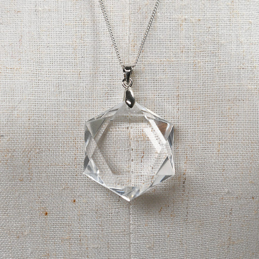 天然水晶  ペンダントトップ 29x25.5x9.5mm #RC246