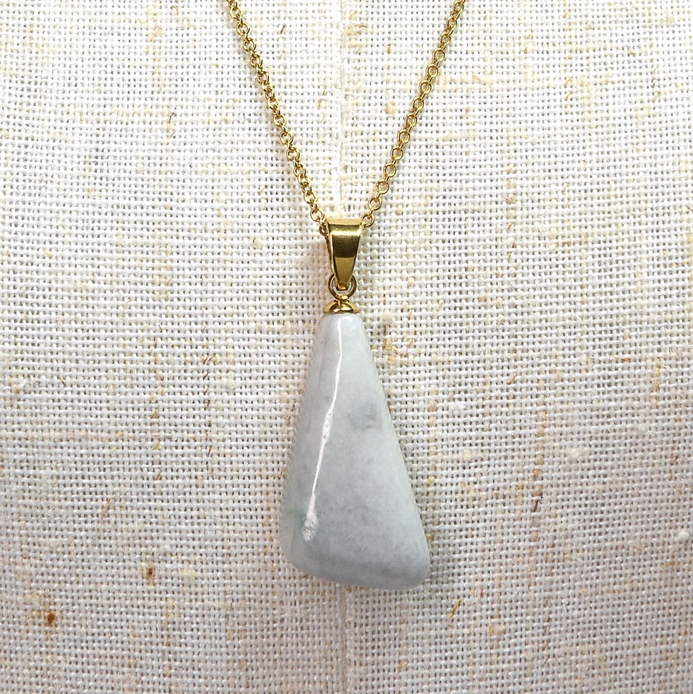 鳥取県産 若桜翡翠  ペンダントトップ 30x12x6mm #RH104