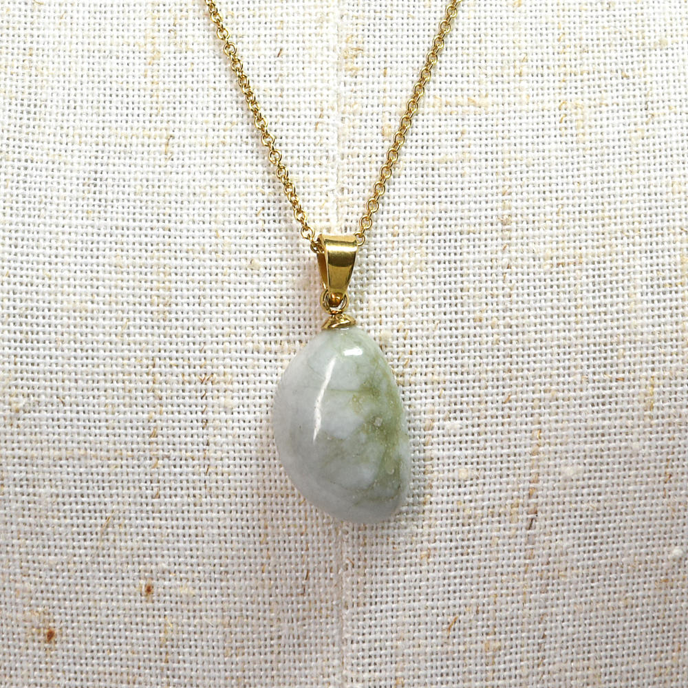 鳥取県産 若桜翡翠  ペンダントトップ 24x11x6mm #RH106