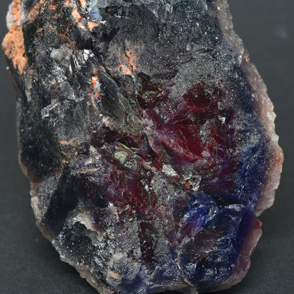 パキスタン産ブラックフローライト（赤色蛍光）原石 90x62x44mm #RJ198