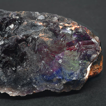 パキスタン産ブラックフローライト（赤色蛍光）原石 90x62x44mm #RJ198