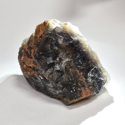 パキスタン産ブラックフローライト（赤色蛍光）原石 76x54x66mm #RJ199