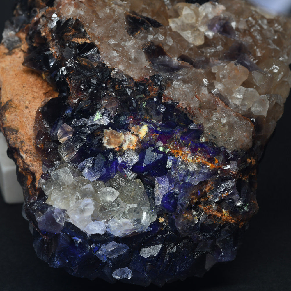 パキスタン産ブラックフローライト（赤色蛍光）原石 120x45x70mm #RJ200