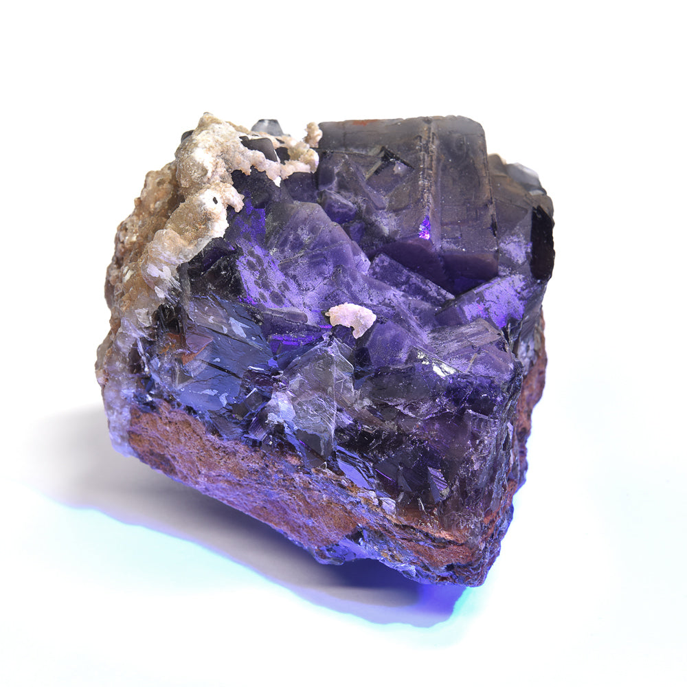 パキスタン産ブラックフローライト（赤色蛍光）原石 91x67x81mm #RJ203