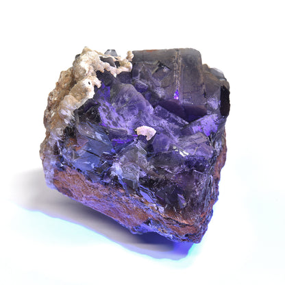 パキスタン産ブラックフローライト（赤色蛍光）原石 91x67x81mm #RJ203