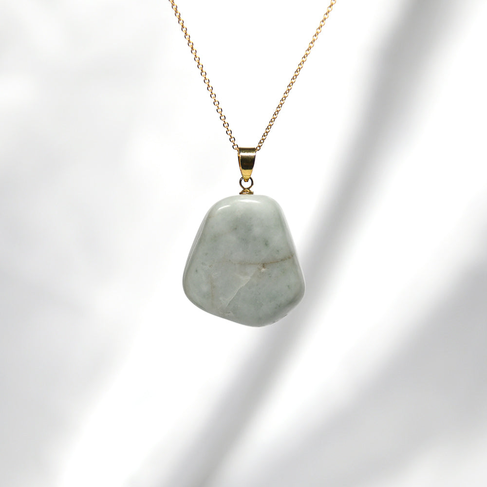 糸魚川翡翠  ペンダントトップ 28.4x24.2x9.9mm #RJ279