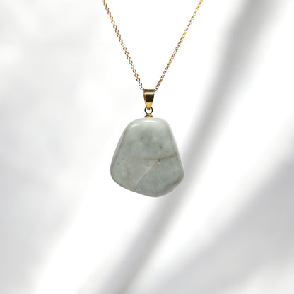 糸魚川翡翠  ペンダントトップ 28.4x24.2x9.9mm #RJ279