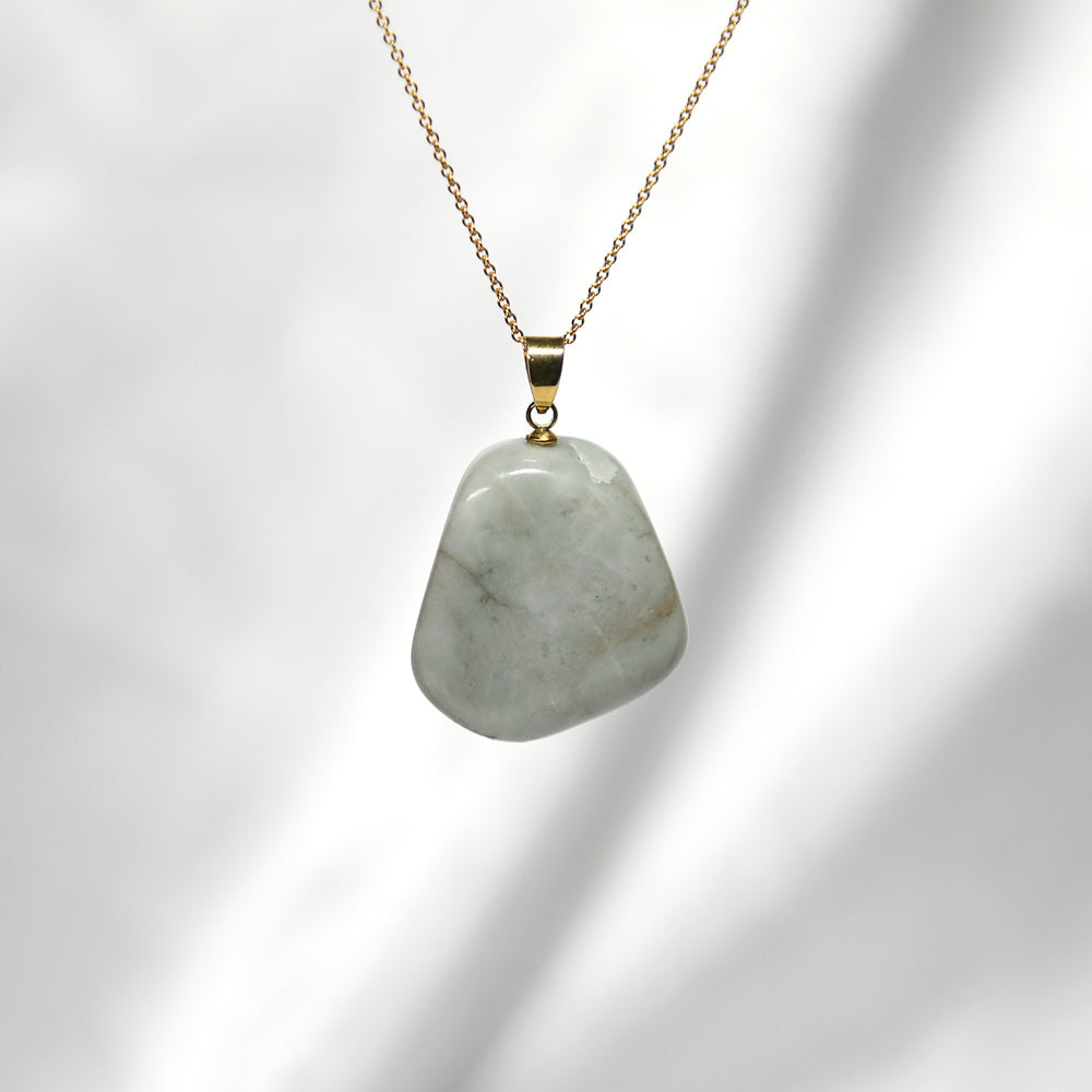 糸魚川翡翠  ペンダントトップ 28.4x24.2x9.9mm #RJ279