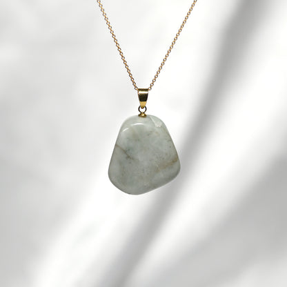 糸魚川翡翠  ペンダントトップ 28.4x24.2x9.9mm #RJ279