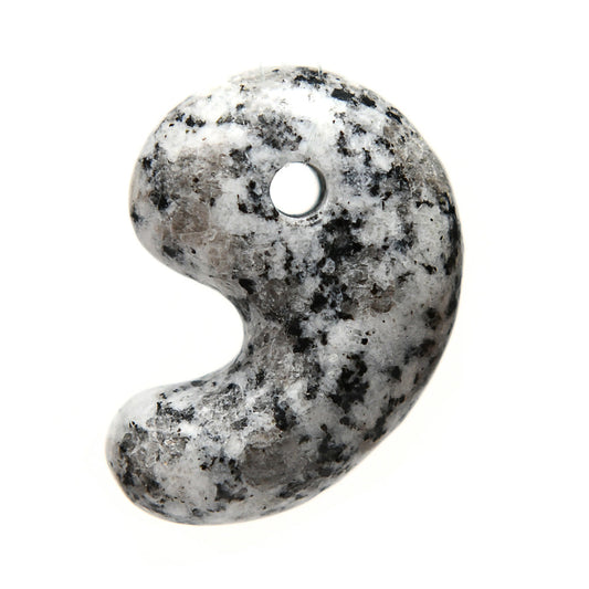 茨城県産 八郷雲龍石 勾玉 33x23.5x12.5mm #RL021