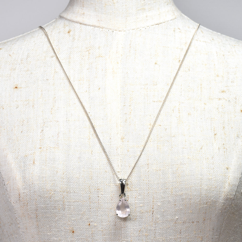 ローズクォーツ ペアシェイプ・カット SV925 ペンダントトップ 9.9x6.8mm #RL087