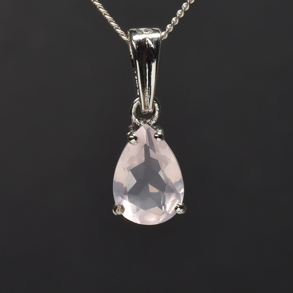 ローズクォーツ ペアシェイプ・カット SV925 ペンダントトップ 10.1x7.1mm #RL088