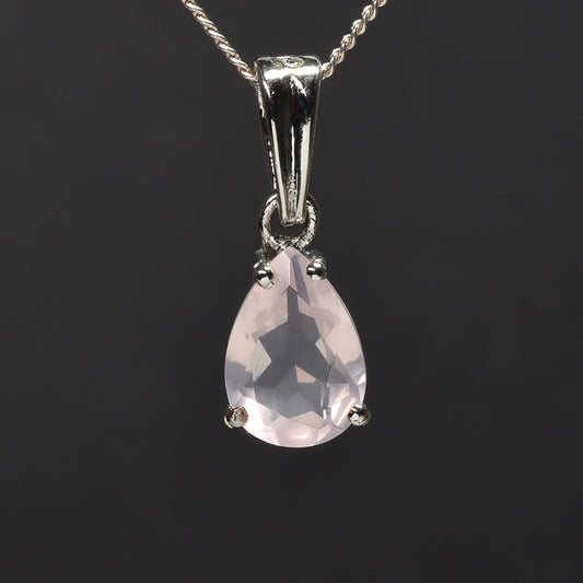 ローズクォーツ ペアシェイプ・カット SV925 ペンダントトップ 10.1x7.1mm #RL088