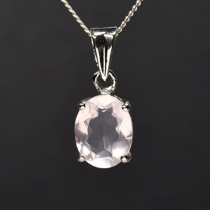 ローズクォーツ オーバル・カット SV925 ペンダントトップ 10.2x7.9mm #RL090