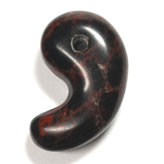 北海道産 紅十勝石（ヴァーミリオンオブシディアン） 勾玉 22.2x13.9x8.2mm #RM024