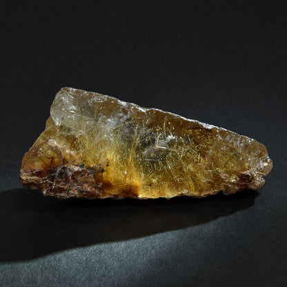 ブラジル産ゴールドルチルクォーツ 原石 69.8x29.9x21mm #RM040