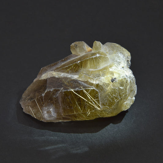 ブラジル産ゴールドルチルクォーツ 原石 63.7x44x37mm #RM041