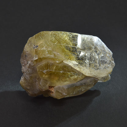 ブラジル産ゴールドルチルクォーツ 原石 63.7x44x37mm #RM041