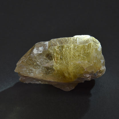 ブラジル産ゴールドルチルクォーツ 原石 63.7x44x37mm #RM041