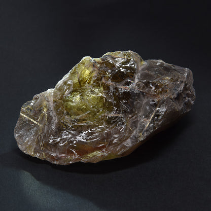 ブラジル産ゴールドルチルクォーツ 原石 96.8x45x41.2mm #RM044