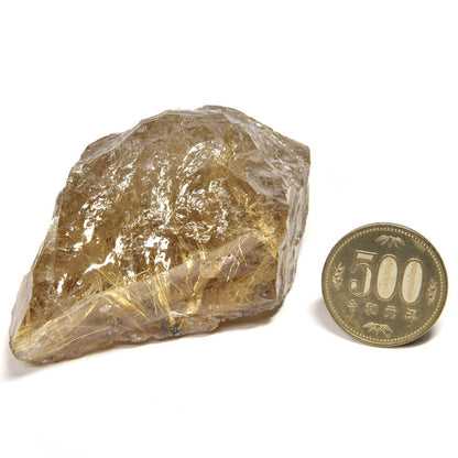 ブラジル産ゴールドルチルクォーツ 原石 92.2x64x38.5mm #RM045