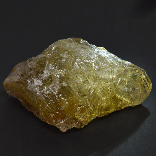 ブラジル産ゴールドルチルクォーツ 原石 92.2x64x38.5mm #RM045