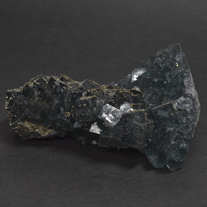 ナイジェリア産パイライトオンフローライト 原石 99x64x41mm #RM050