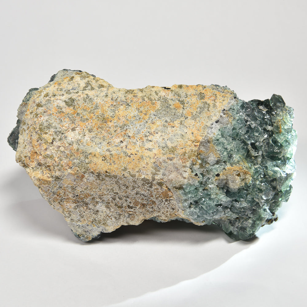 ナイジェリア産パイライトオンフローライト 原石 130x75x46mm #RM054