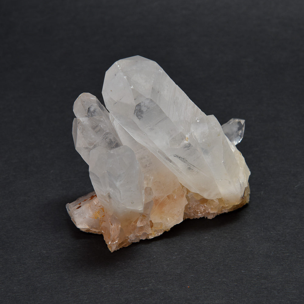 マダガスカル産水晶 クラスター 64.6x42x71.7mm #SA047