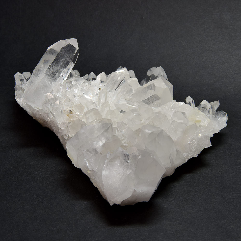 ブラジル・トマスゴンサガ産水晶 クラスター 140x105x55mm #SA070