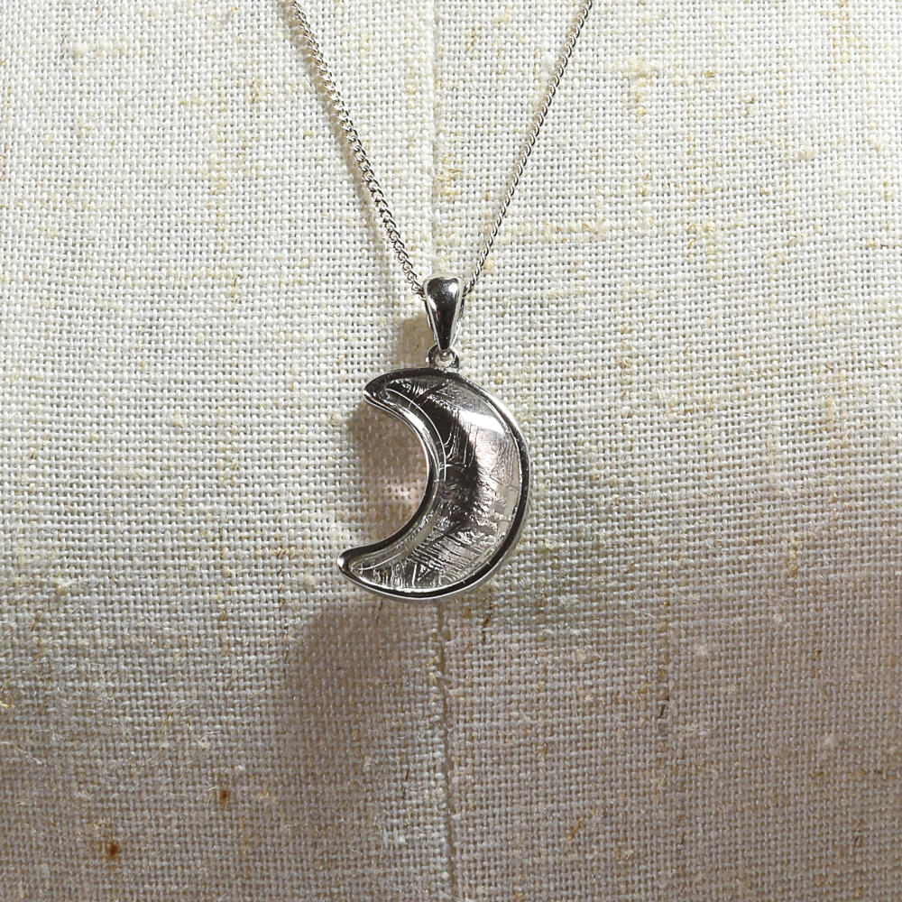 ギベオン隕石 三日月 ペンダントトップ 17x13mm #SA145