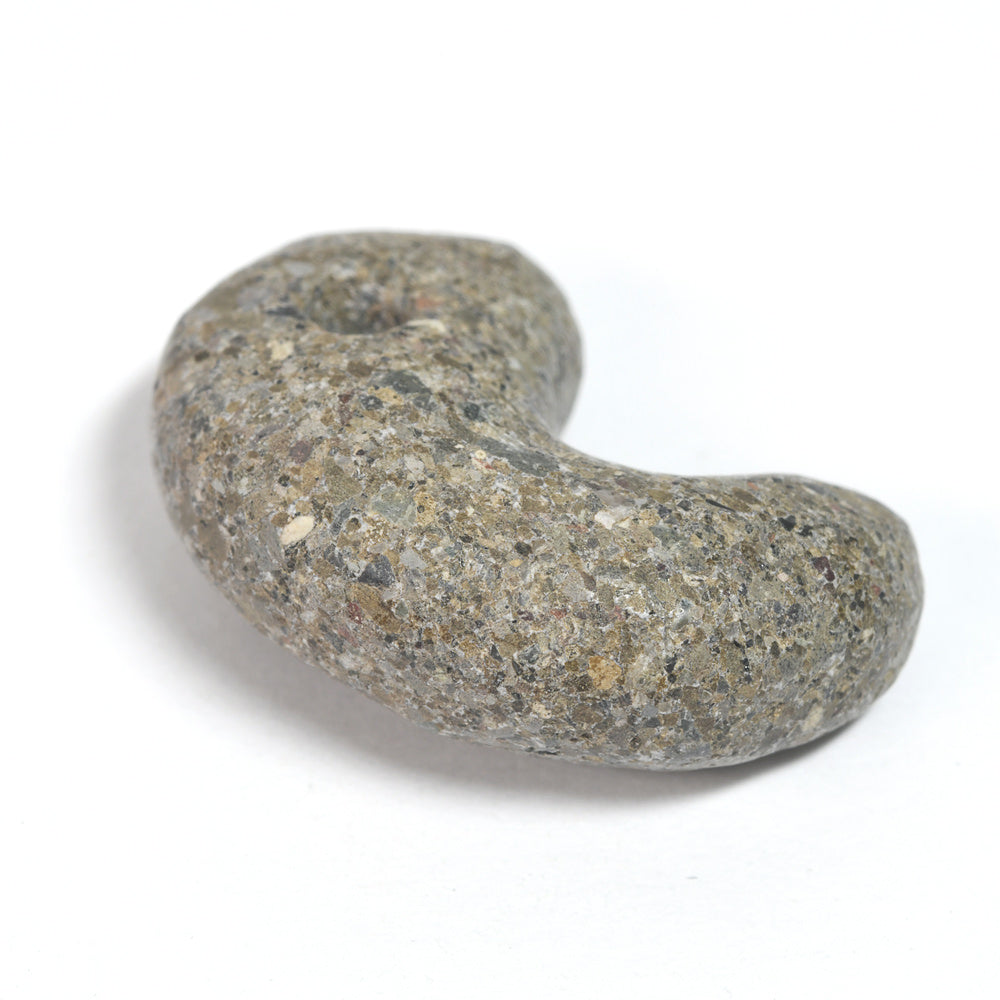 島根県産 出雲石（来待石）勾玉 22x15.6x9mm #SC052