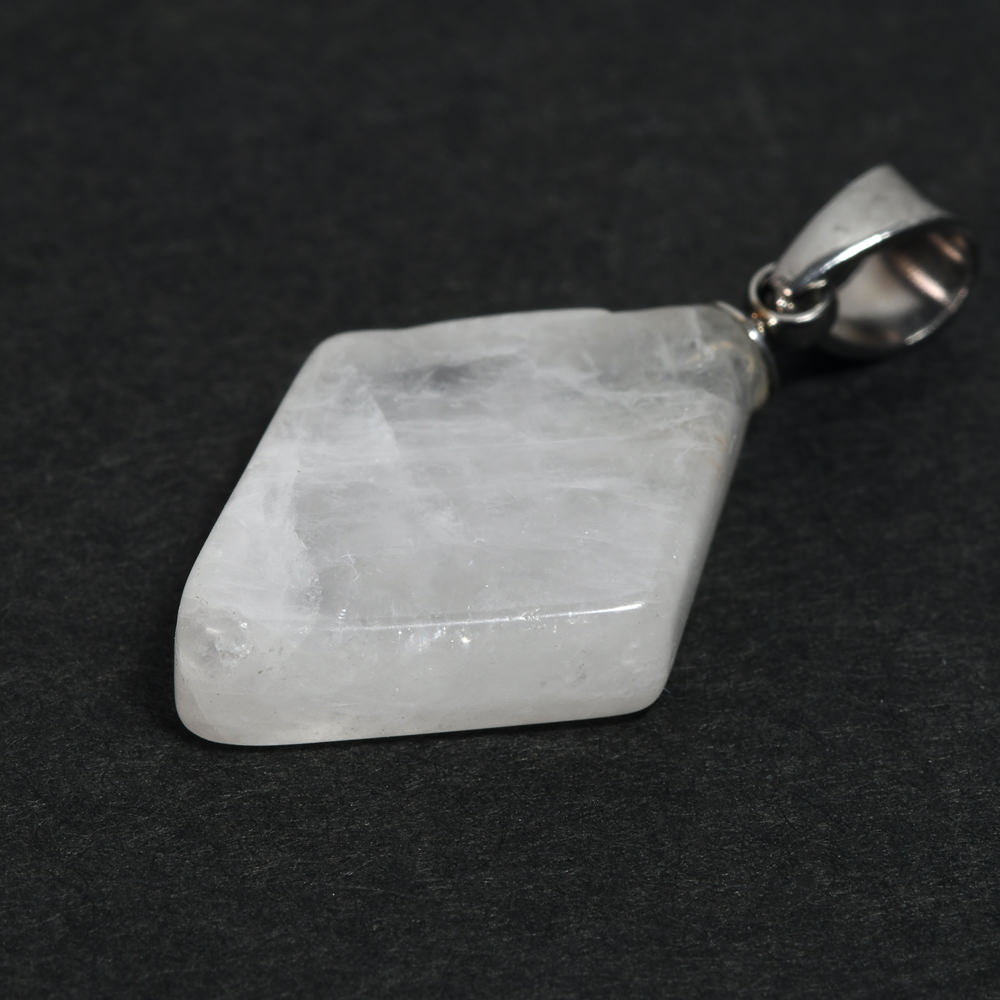 奈良県産 飛鳥桜水晶 ペンダントトップ 24.4x13x4mm #SC083