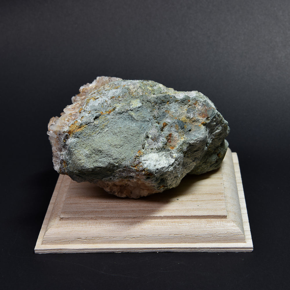 秋田県 荒川鉱山水晶 原石 95x90x50mm #SC222