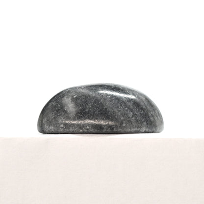 静岡県産 天龍輝石 ルース 13.7ct #SE291