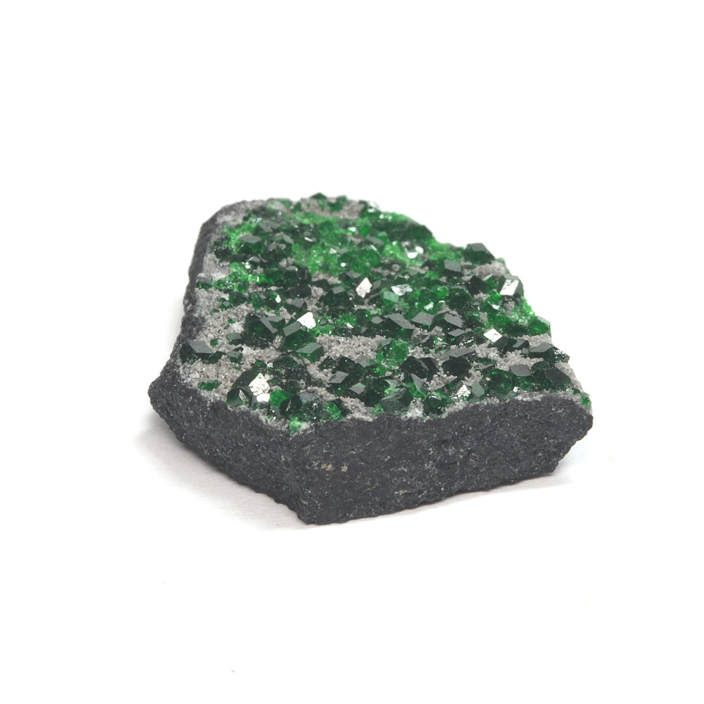 [鑑別付]ロシア・ウラル産ウバロバイトガーネット 原石 16.4x14.7x4.6mm #SE302
