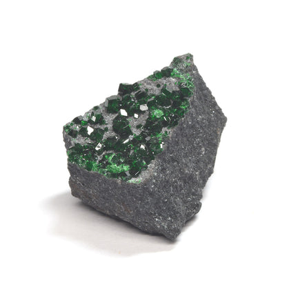 [鑑別付]ロシア・ウラル産ウバロバイトガーネット 原石 17.6x14.6x12.1mm #SE303