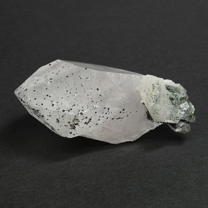 インド・マニハール産ヒマラヤ水晶 原石 80.3×38×81mm #SF131